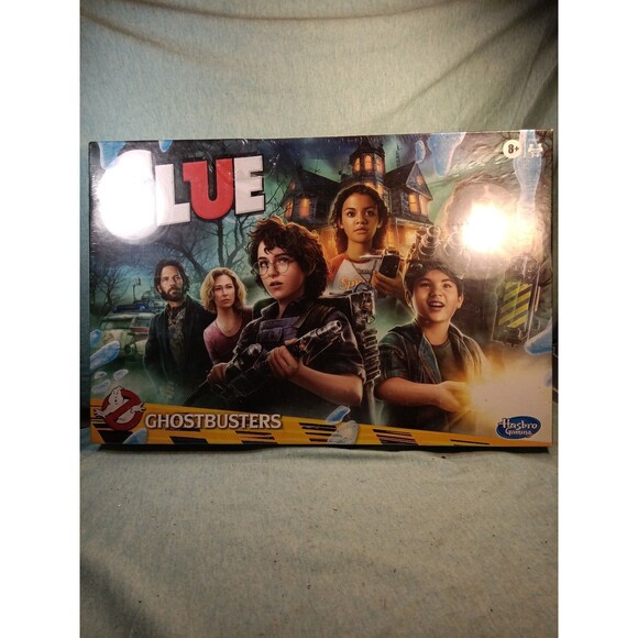 Ghostbusters CLUE Multiplayer Board Game - NEW - Picture 1 of 2